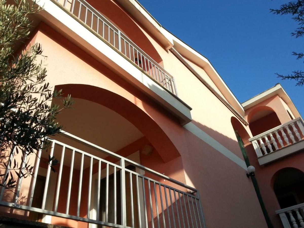 Apartmani Vesna Pinezići 외부 사진
